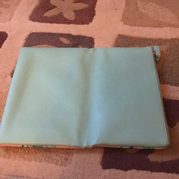 NWOT - Rachel Pally Foldover Clutch - Picture 3 of 5